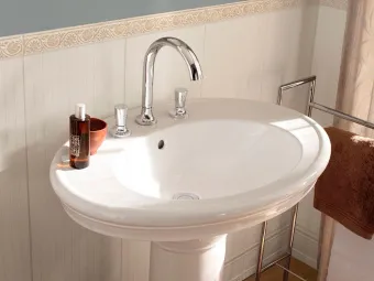 Villeroy & Boch Amadea Раковина 75х57 + Пьедестал 718575R1+728500R1