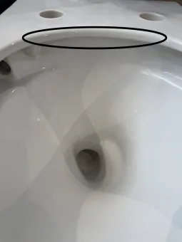 Villeroy & Boch Subway 3.0 Унитаз подвесной, настенный, с TwistFlush, Альпийский белый CeramicPlus с сиденьем НОМЕР 17 Уценка