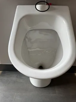 Villeroy & Boch Architectura Писсуар, подвод воды сверху, 355 x 385 mm, Альпийский белый 55730001 Уценка