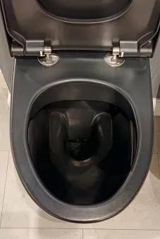 Villeroy & Boch Antao Унитаз с открытым смывным краем, настенный, смыв TwistFlush, Pure Black CeramicPlus, без сиденья 4674T0R7